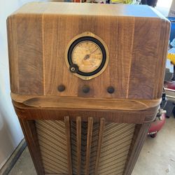 1938 Philco  Concentric Dial 38-4