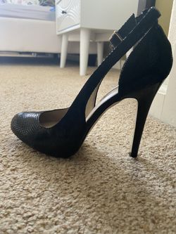Free — Black Heels