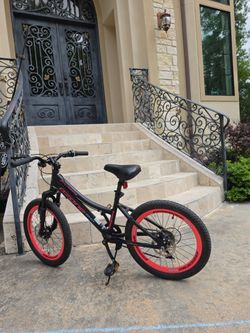Ozone 500 kids Bike $60 (age 5-10)  Shimano Gears ,disk Brakes