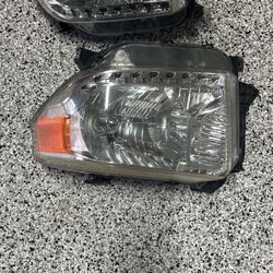 Toyota Tundra OEM LED bulbs HEADLIGHTS PAIR