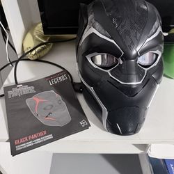 Marvel Legends Series Black Panther Electronic Helmet