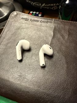 Apple Air Pods 4th Generation