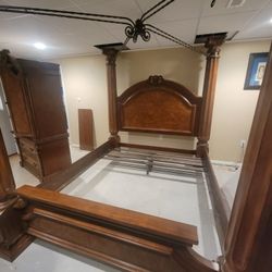 4 Piece Canopy California King Bedroom Set