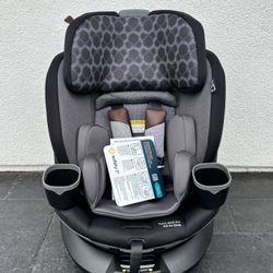 BRAND NEW SAFETY FIRST 360 Rotation Convertible Car Seat 
