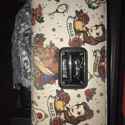 Lounge Fly Wallet