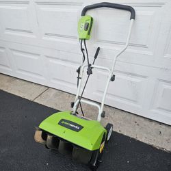 Greenworks 16-in Single-stage Push Electric Snow Blower