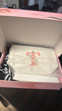 Woman gift bag