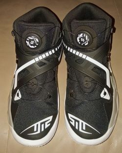 Puma sneakers