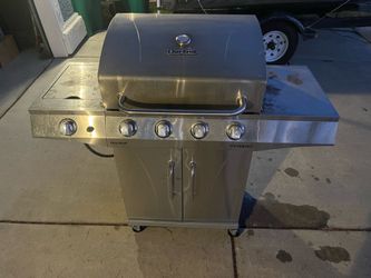 Char-Broil Performance Series Silver 4-Burner Liquid Propane Gas Grill with 1 Side Burner