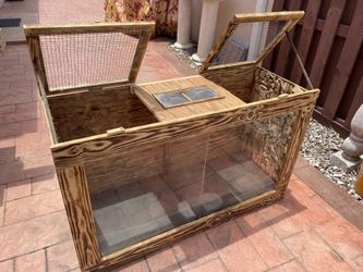 Custom Wooden Tank/cage