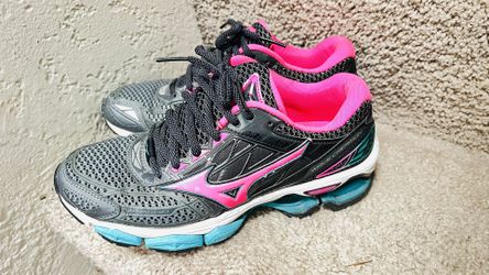 Mizuno Women 7.5