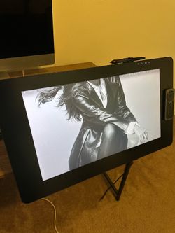 Wacom Cintiq Pro 24 (4K) + Wacom Ergo Stand - Like New In Box