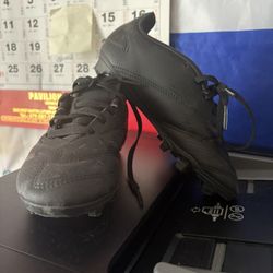 Boy Soccer Cleats 