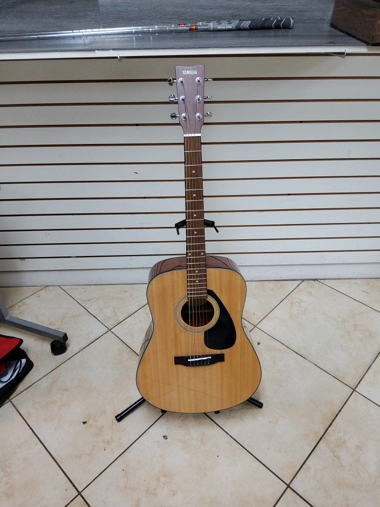 Yamaha F325D Natural Acoustic Guitar Made In Indonesia 