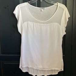 Women’s EXPRESS Polyester/Rayon White Short Sleeve, Pull Over Top Blouse, Size Small