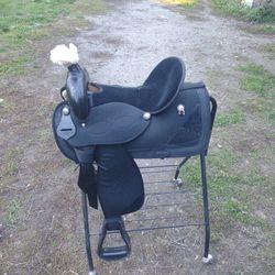Codura Saddle