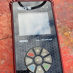 Matco Tools FixAdvisor Pro MD85 code reader diagnostic scan tool. 