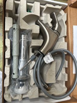 Moen Method Brushed Nickel One-handle Bathroom Faucet