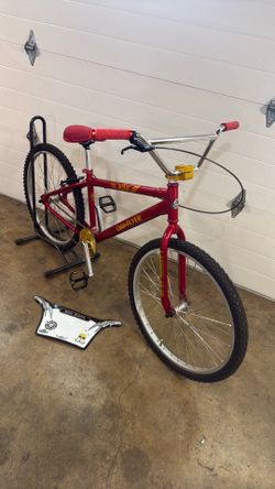 Aluminum om flyer