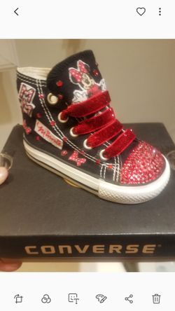 Toddler Girl's Minne Mouse Converse (Size 4)