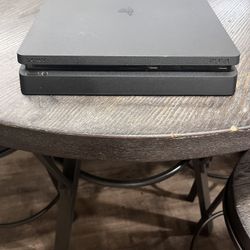 PS4 Slim