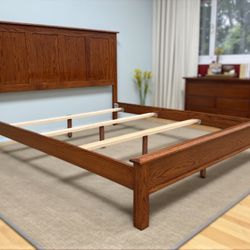 Daniel's Amish Brown Oak Cali King Panel Bed Frame