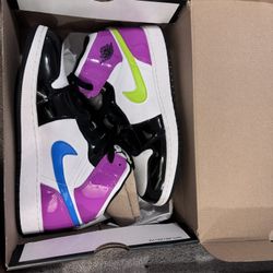 Jordan 1 Mid Size 7 