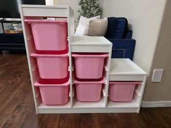 Ikea TROFAST
Storage combination with boxes