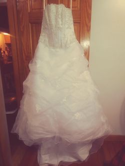 WEDDING DRESS NEW. ORGANZA CORSET. BEADED LACE. LACE-UP BACK