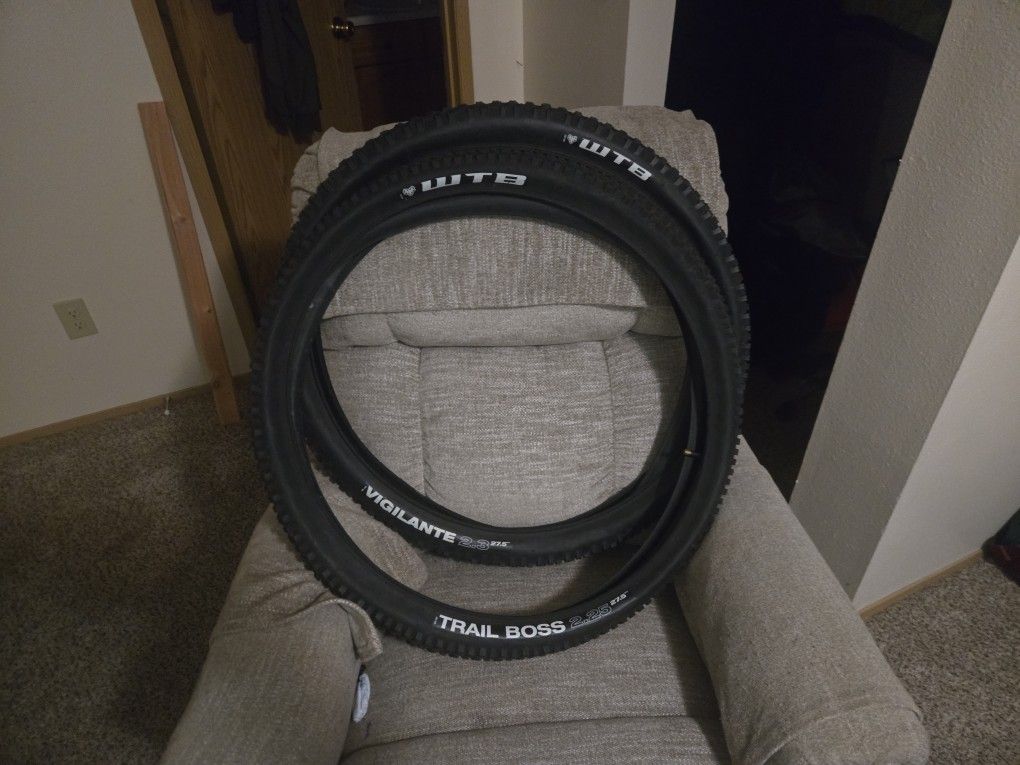 Pair Of 7.5 WTB Trail Boss Vihilante Tires