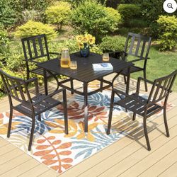 Brand new Sophia & William 5 Pcs Metal Patio Dining Set Outdoor Stackable Chairs and table for 4