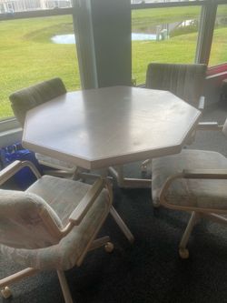 Dinette set