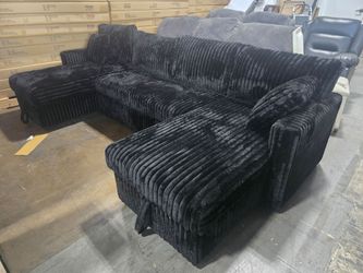 Black XL Courdory Sleeper Sectional
