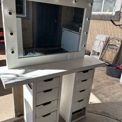 VANITY (NEEDS TLC) $100 OBO