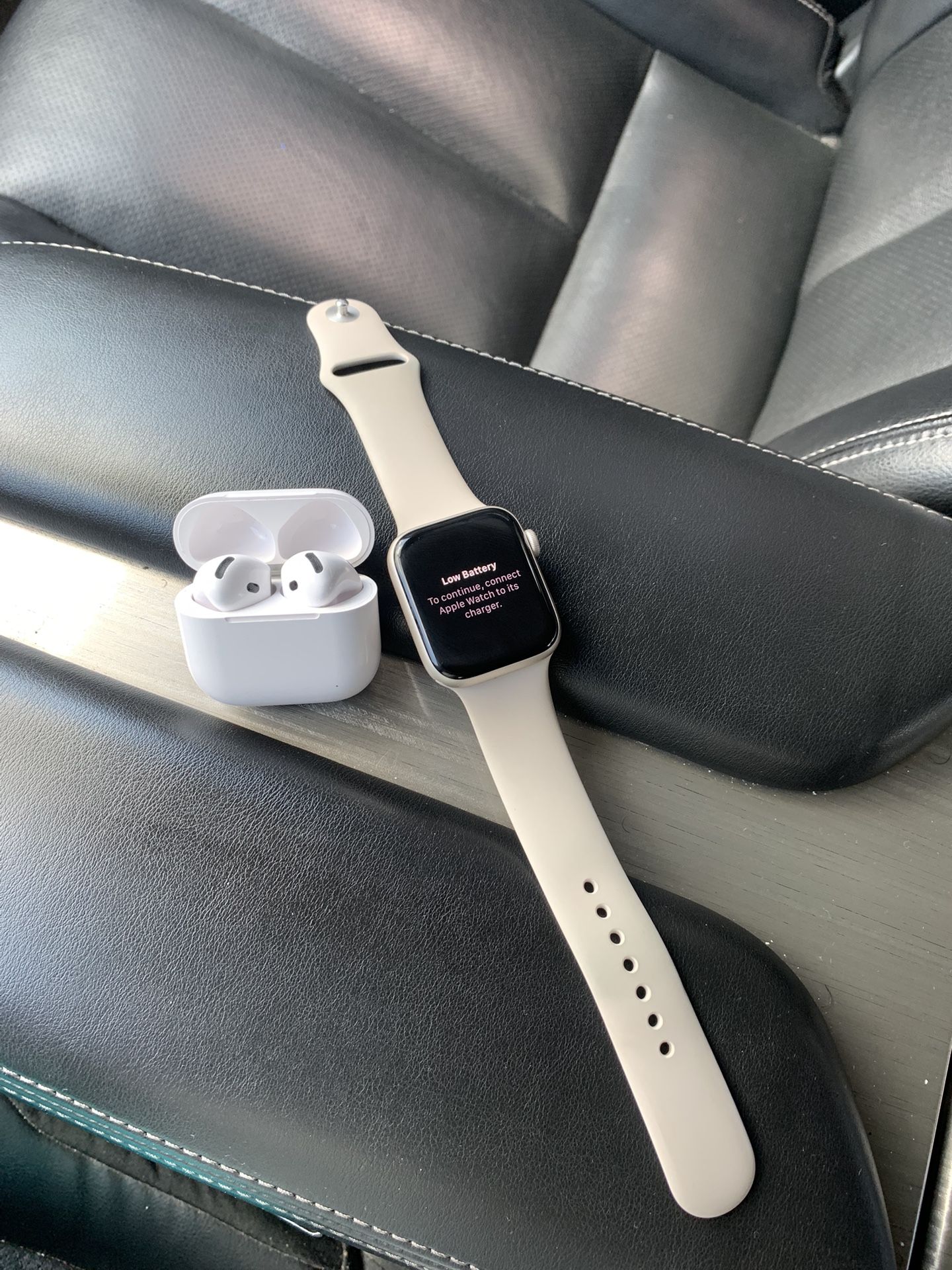 Apple Watch 5 & AirPod Pros