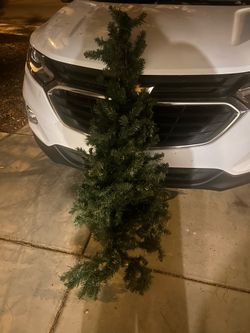5 foot Christmas tree