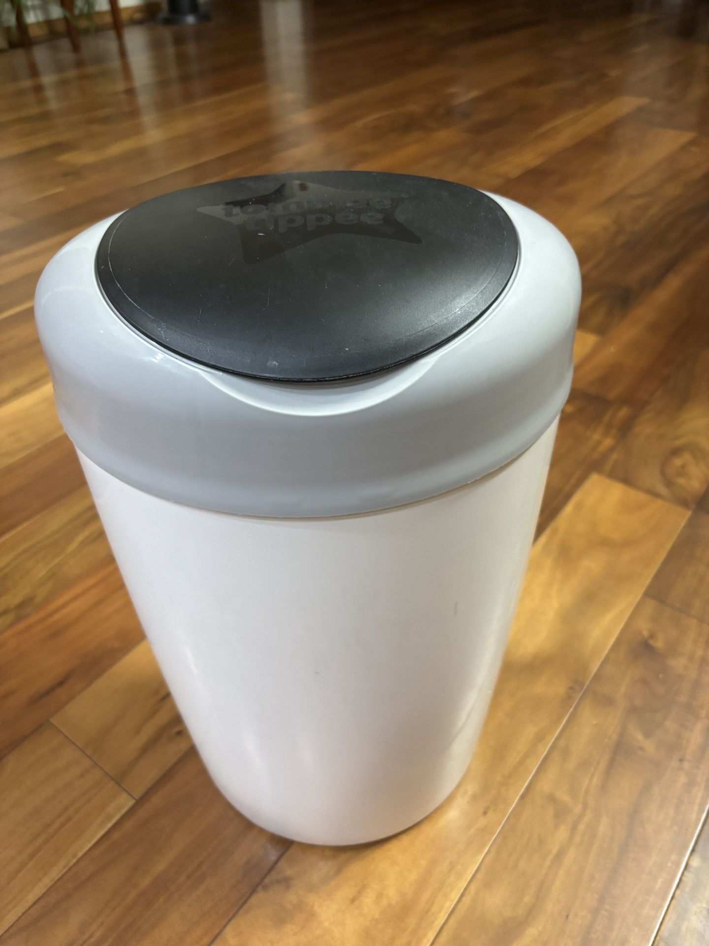 Tommee Tippee Simplee Sangenic Nappy Disposal Bin, Grey