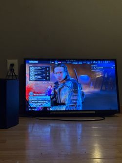 Tv Xbox 2 controllers and head set