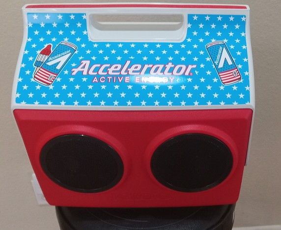 Igloo KoolTunes Cooler 
