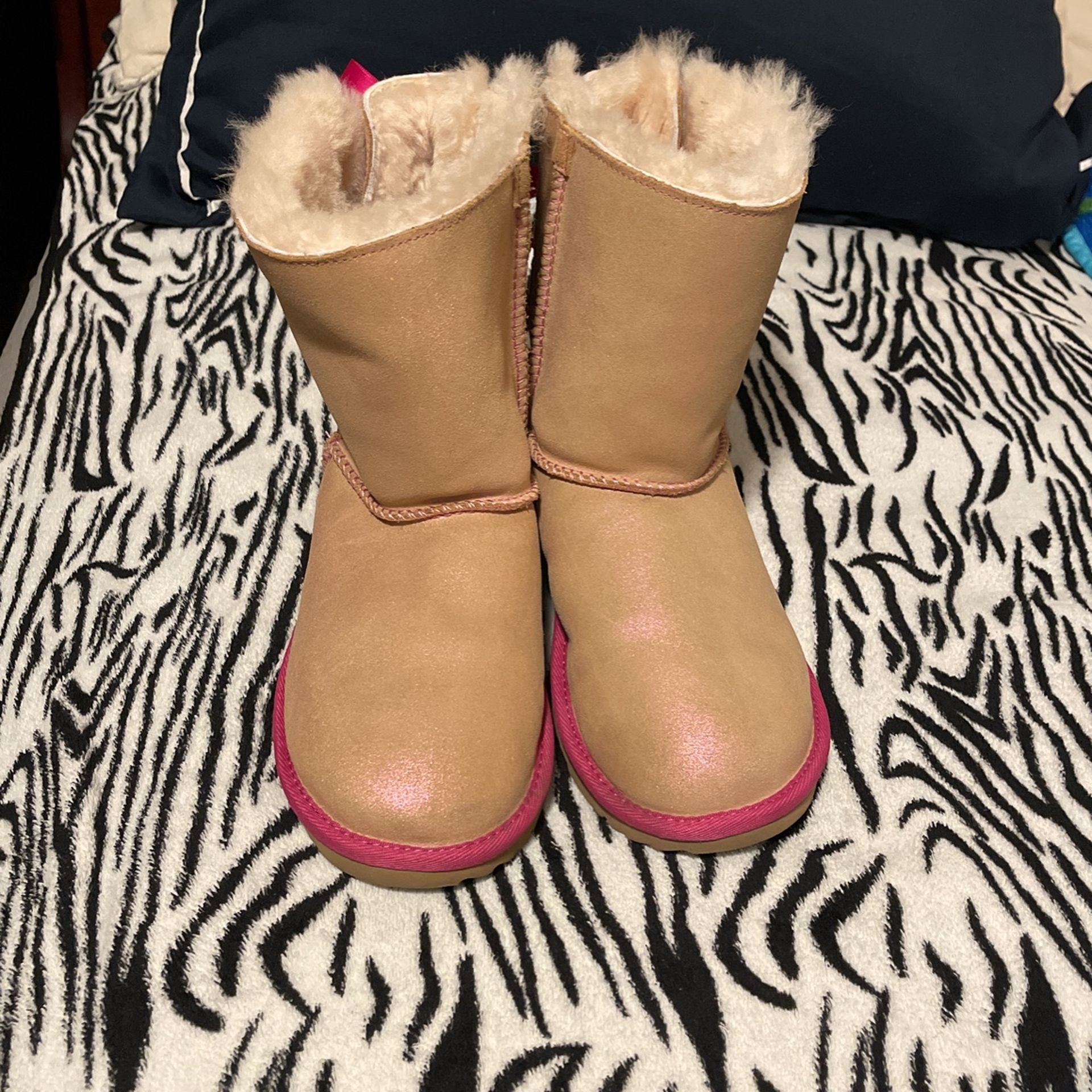 Pink Uggs