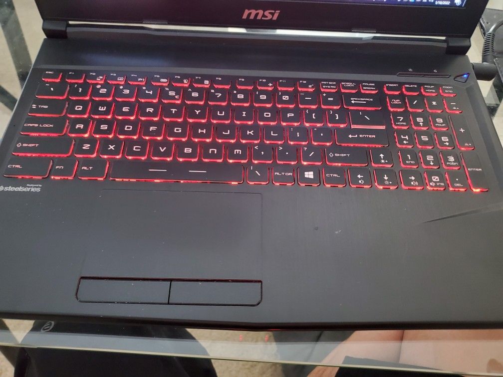 MSI GP63 Leopard 8RF Gaming Laptop