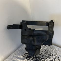 Infiniti Q50 Q60 Air Intake Filter Box Front Cover