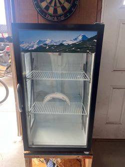 Table top refrigerator