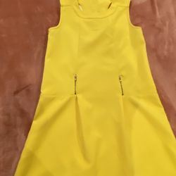 Yellow Dress 