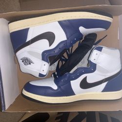 Air Jordan 1 Retro Rare Air Deep Royal Size 8.5