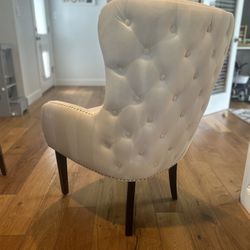 Beige Accent Chair - Like New Condition - With Diamond Tufted Back
