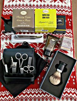 Mens high end grooming gift set.