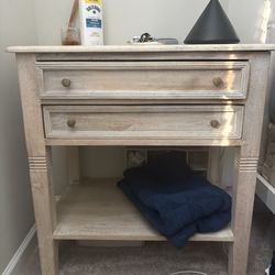 Set of 2 Wood Nightstands – Farmhouse Style