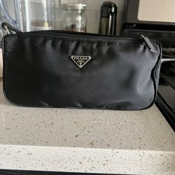 Authentic Prada Tessuto Nylon Pouch (Y2K vintage)