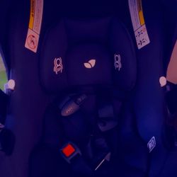 joie baby car seat . 
